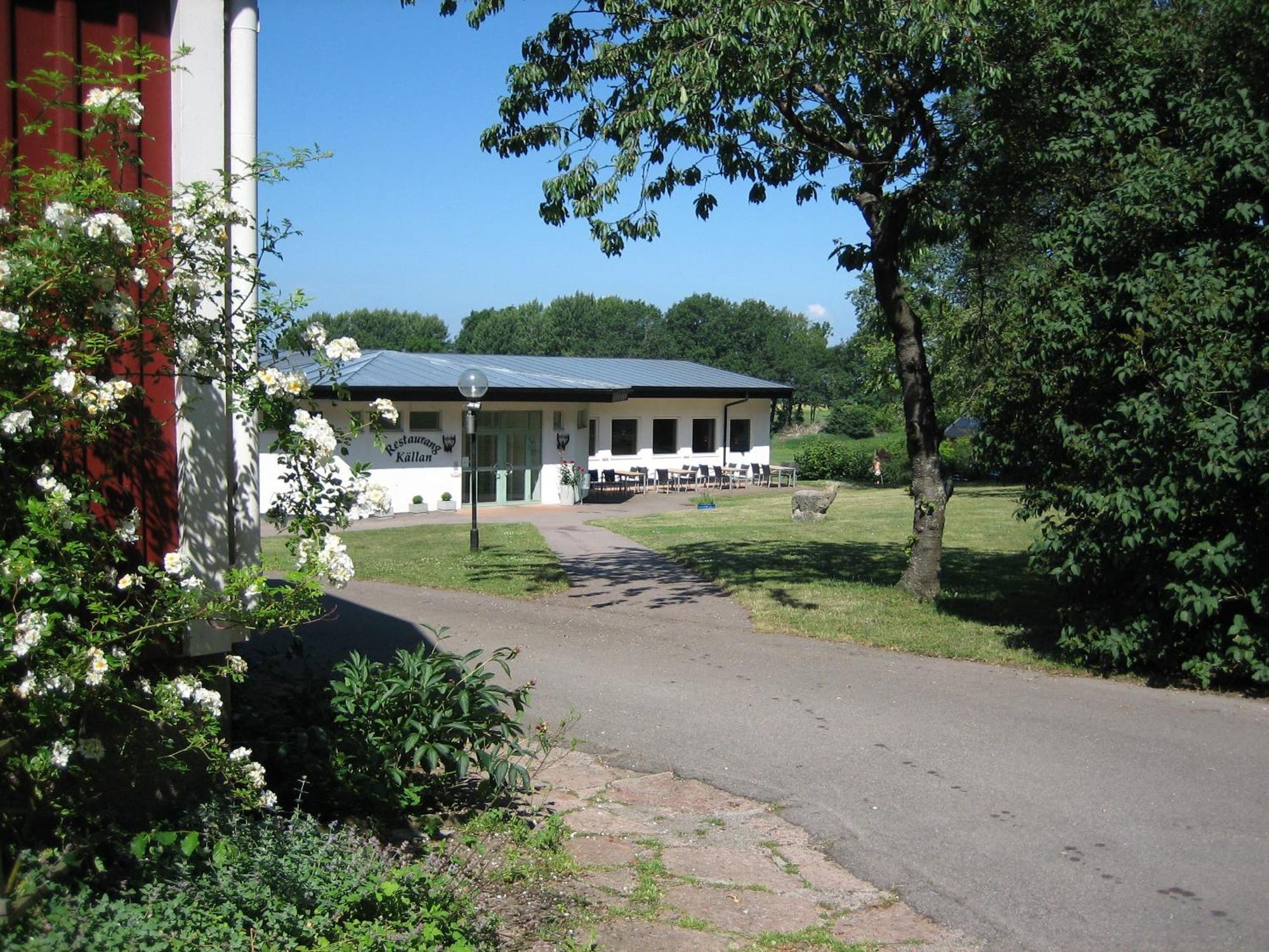 Allegarden Kastloesa Vandrarhem 外观 照片